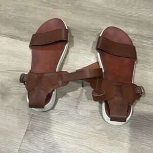 MIA sandals